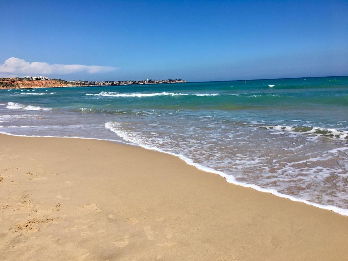 Cosy, Seaview Apartment, Close To Beach And Bars -Edificio Rhin Campoamor Dış mekan fotoğraf