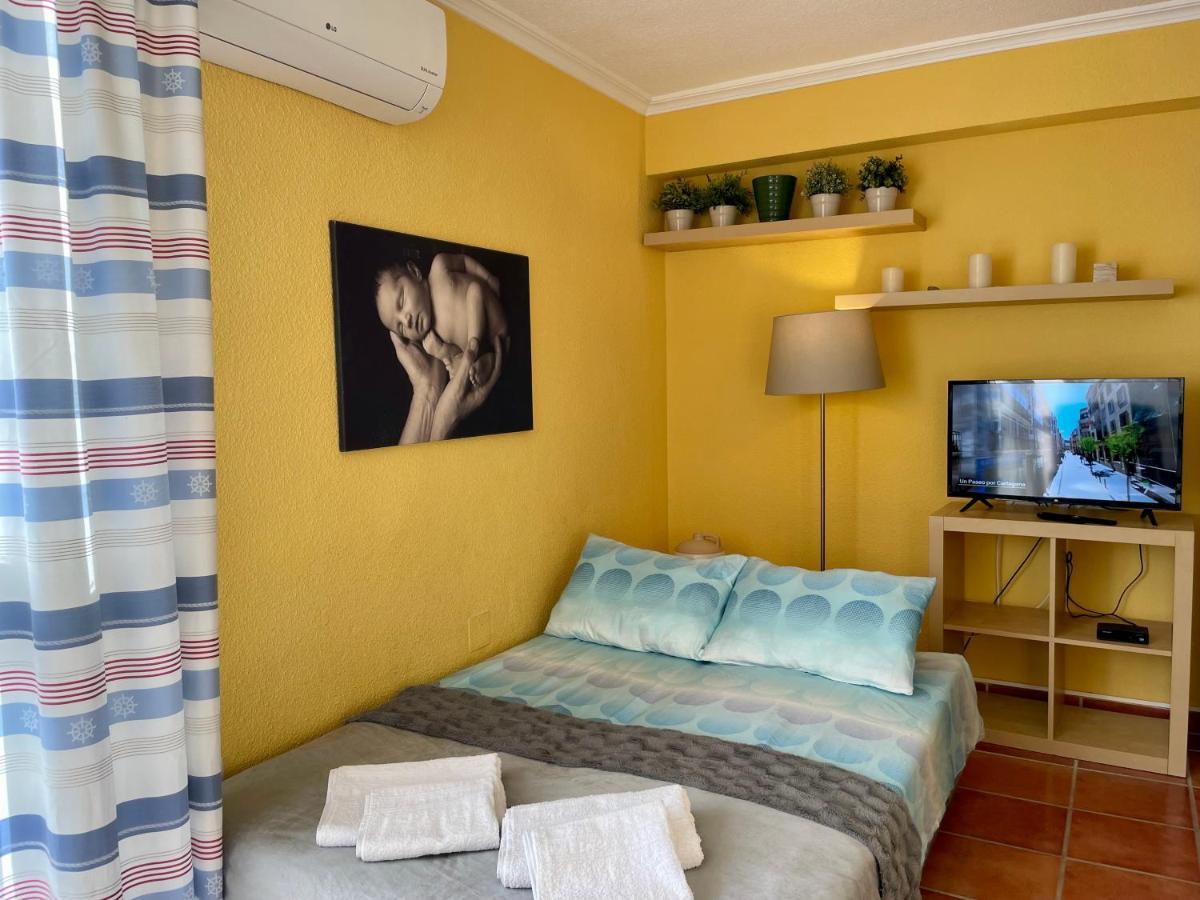 Cosy, Seaview Apartment, Close To Beach And Bars -Edificio Rhin Campoamor Dış mekan fotoğraf