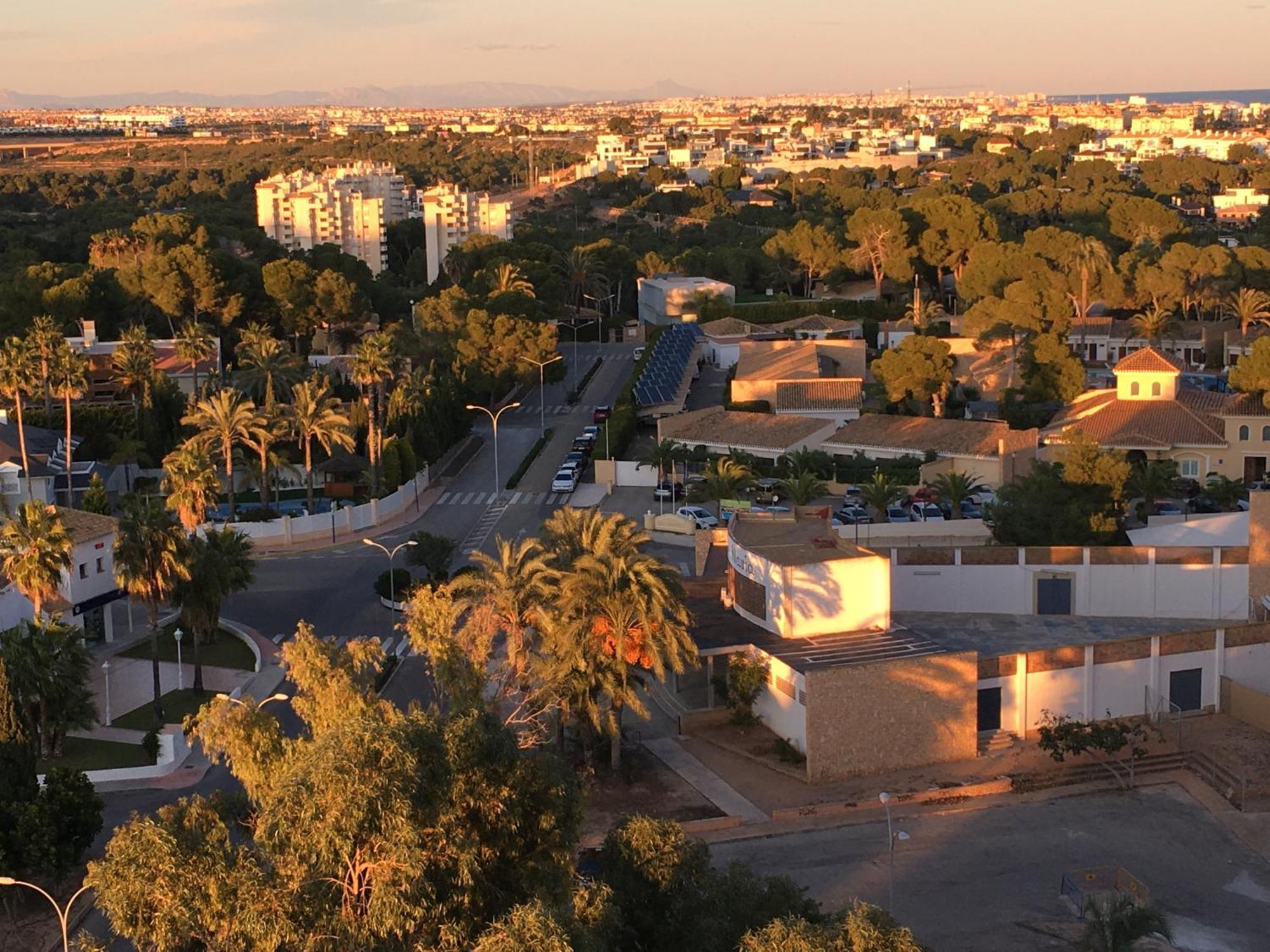 Cosy, Seaview Apartment, Close To Beach And Bars -Edificio Rhin Campoamor Dış mekan fotoğraf